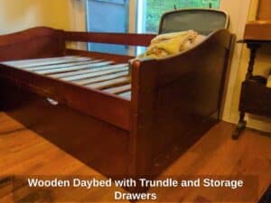 Wooden-Daybed-with-Trundle-and-Storage-Drawers