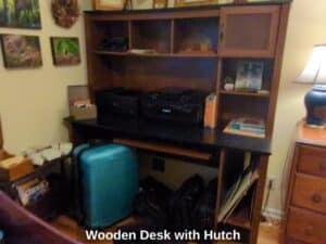 Wooden-Desk-with-Hutch