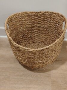 Woven-Water-Hyacinth-Basket-second-image