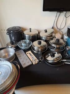 Assorted-Cookware-and-Bakeware-Set-including-Saladmaster