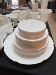 Assorted-Milk-Glass-Collection-with-Embossed-Plates-third-image