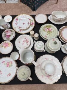 Porcelain-Dinnerware-Sets-second-image