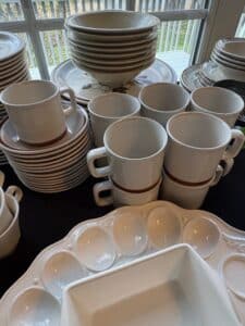 The-Woodhaven-Collection-Stoneware-Dinnerware-Set