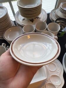 The-Woodhaven-Collection-Stoneware-Dinnerware-Set-fourth-image