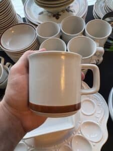 The-Woodhaven-Collection-Stoneware-Dinnerware-Set-third-image