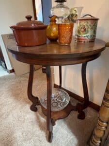 Victorian-Walnut-Parlor-Table-second-image