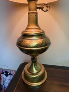 Vintage-Brass-Table-Lamp-with-Hammered-Finish-second-image