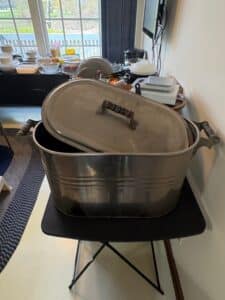 Vintage-Copper-Boiler-Wash-Tub-with-Lid-second-image