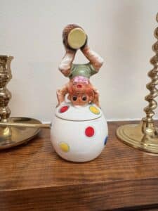 Vintage-Jester-Figural-Polka-Dot-Ceramic-Jar-Made-in-Japan