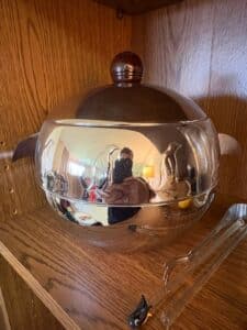 Vintage-Penguin-Hot-Cold-Ice-Bucket-Server-with-Tongs