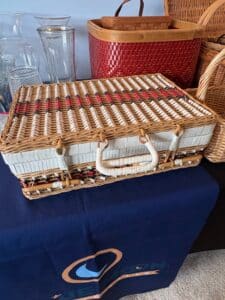 Vintage-Woven-Wicker-Picnic-Basket-with-Red-and-White-Geometric-Pattern