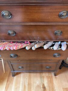 Antique-Mahogany-Highboy-Dresser-by-Huntley-Furniture-third-image