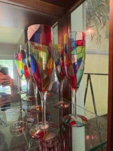 Art-Glass-Martini-and-Champagne-Flutes-Set-with-Stained-Glass-Mosaic-Pattern-third-image