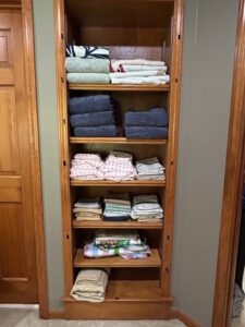 Assorted-Linens-and-Towels