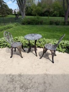 Cast-Iron-Rose-Pattern-Piece-Bistro-Set