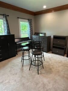 Digital-Piano-and-Bar-Stools