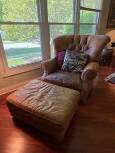 Hickory-Fry-Tufted-Leather-Club-Chair-and-Ottoman-second-image