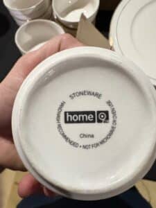 HomeGoods-Stoneware-Dinnerware-Set-with-Gold-Trim-fifth-image