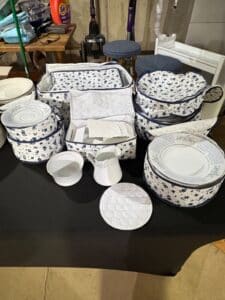Liling-Fine-China-Yung-Shen-Pattern-Dinnerware-Set