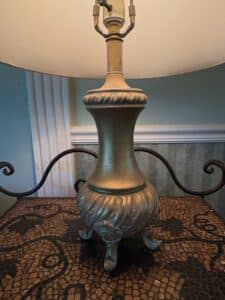 Ornate-Brass-Table-Lamp-with-Acanthus-Leaf-Base-second-image