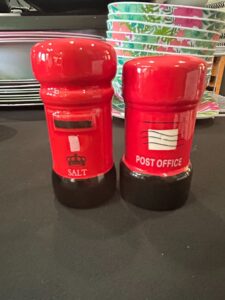Red-British-Post-Box-Salt-and-Pepper-Shakers