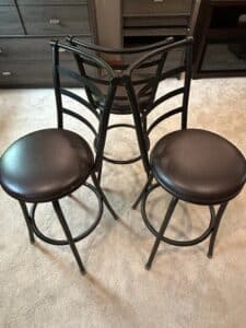 Set-of-Mainstays-Adjustable-Height-Swivel-Bar-Stools-second-image