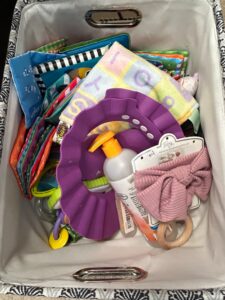 Toby-Baby-Toby-Newborn-Headband-Rattle-Set