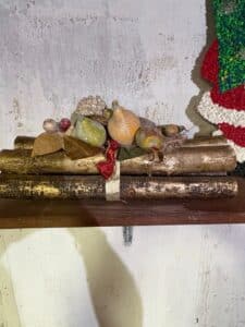 Vintage-Glittered-Fruit-and-Log-Christmas-Centerpiece