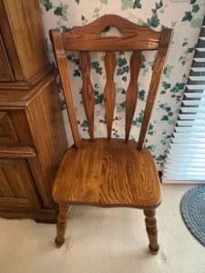 Amish-Spindle-Back-Dining-Chair