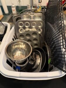 Assorted-Bakeware-and-Food-Storage-Lot-second-image