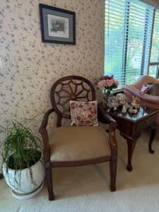 Hepplewhite-Style-Spider-Back-Armchair