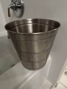 Metal-Ice-Bucket-with-Rope-Detail