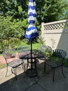 Metal-Patio-Dining-Set-with-Umbrella