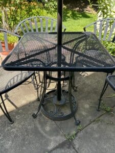 Metal-Patio-Dining-Set-with-Umbrella-third-image