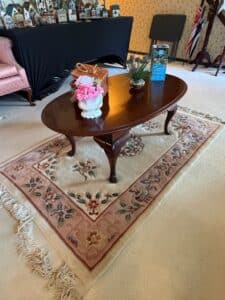 Queen-Anne-Style-Mahogany-Oval-Coffee-Table