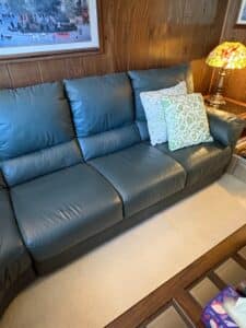 Sectional-Leather-Sofa-third-image