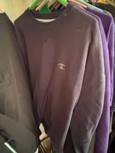 Vintage-Champion-Reverse-Weave-Crewneck-Sweatshirts-fifth-image