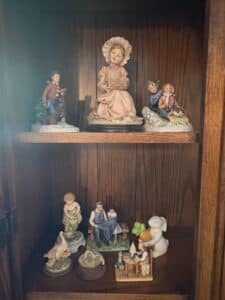 Vintage-Oak-China-Cabinet-and-Hutch-Virginia-House-third-image