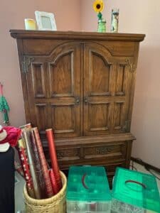 Vintage-Thomasville-Armoire-or-Wardrobe