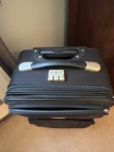 Airtex-Paris-Rolling-Suitcase-second-image