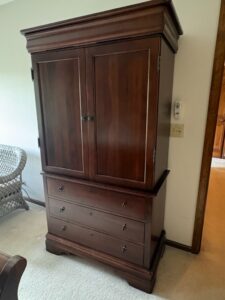 Collezione-Europa-Traditional-Media-Armoire