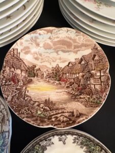 Copeland-Spode-Byron-Series-No.-and-Byron-Series-No.-Dinnerware-third-image