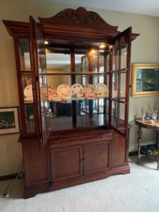 Ethan-Allen-Georgian-Court-Breakfront-China-Cabinet