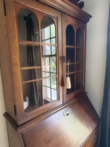 Jasper-Cabinet-Co.-Traditional-Secretary-Desk-with-Hutch-second-image