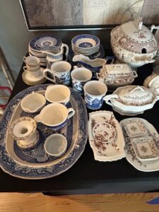 Mixed-Brown-Transferware-and-Blue-Willow-Dinnerware-Set