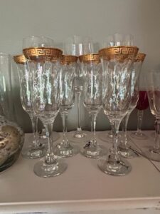 Set-of-Crystal-Wine-Glasses-with-Gold-Greek-Key-Rim