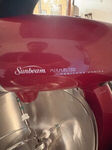 Sunbeam-Mixmaster-Heritage-Series-Stand-Mixer-second-image