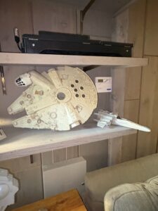 Vintage-Kenner-Star-Wars-AT-AT-Walker-and-Dagobah-Playset-third-image