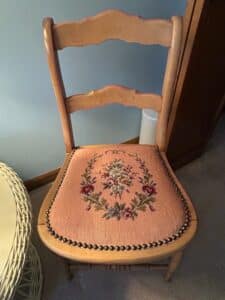 Vintage-Needlepoint-Upholstered-Side-Chair-with-Turned-Legs