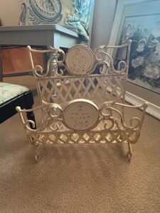 Vintage-Ornate-Metal-Magazine-Rack-with-Fleur-de-lis-Motif